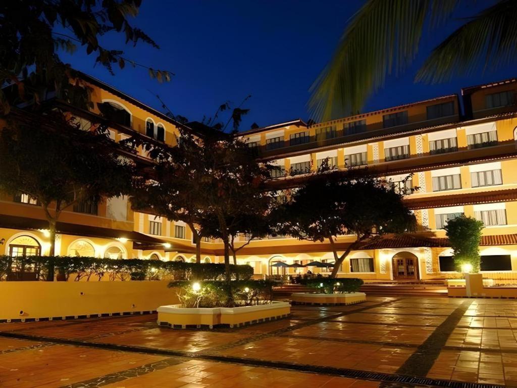 Hotel Melia Panama Canal Colon Exterior photo