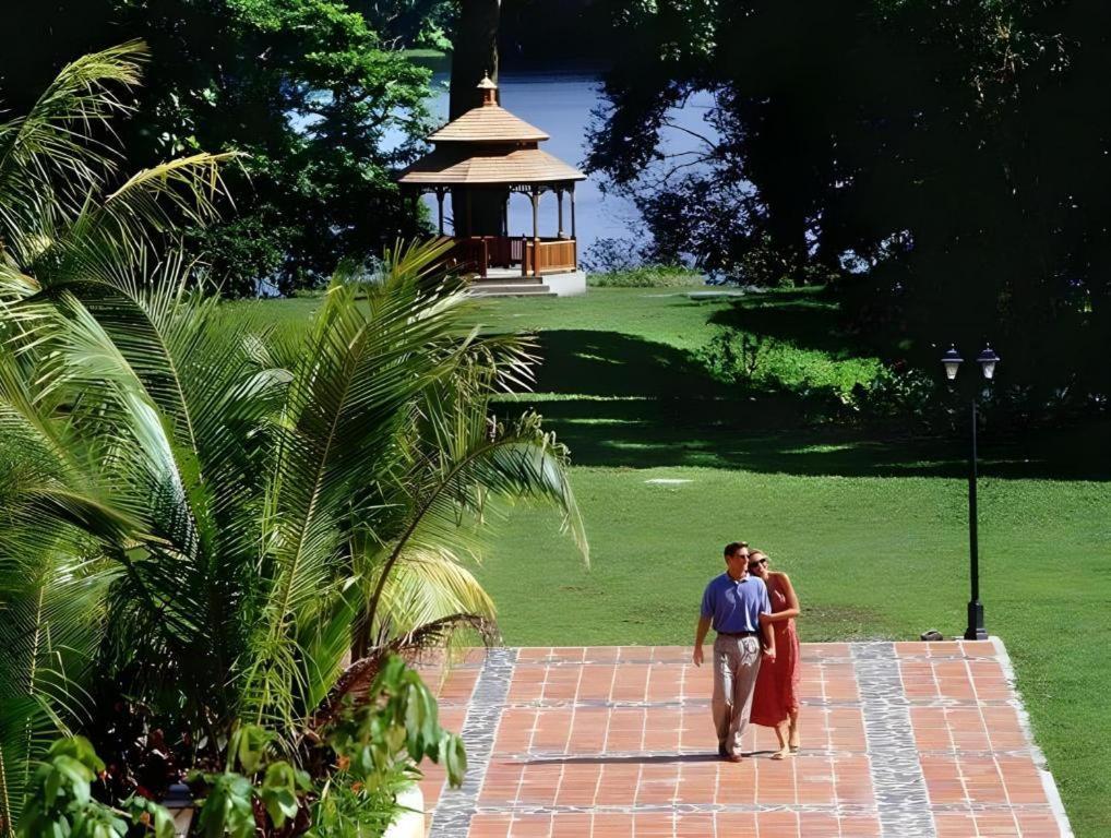 Hotel Melia Panama Canal Colon Exterior photo